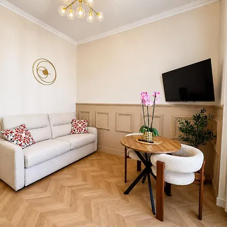 Apartment Seabnb - Elegantia Collection - Ac - Luxury - Walk Everywhere Nice